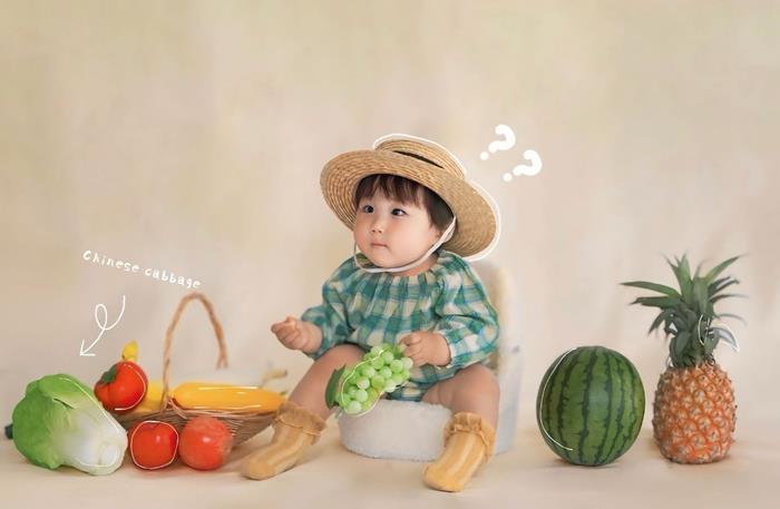 Hình nền bé gái mũm mĩm
