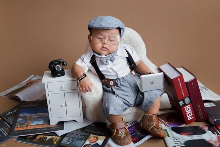 Ảnh nền bé trai đáng yêu